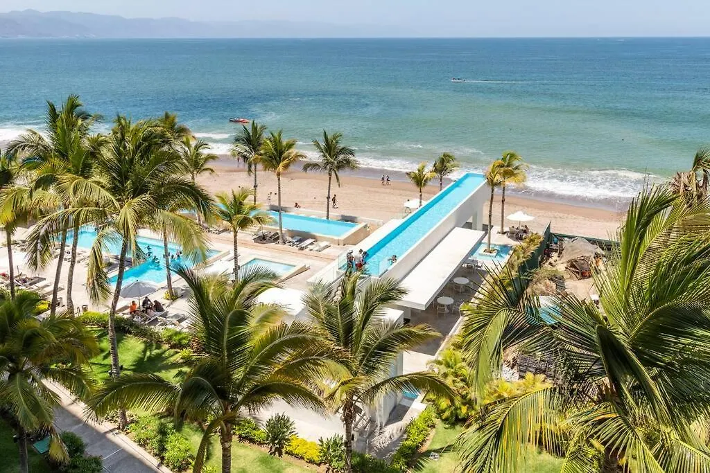 Harbor 7010 By Moikkarentals Beachfront 600Mb Wifi Puerto Vallarta Apartment